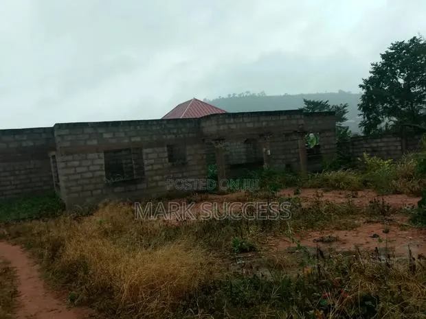 4bdrm House in Pokuase for sale · Photo 1