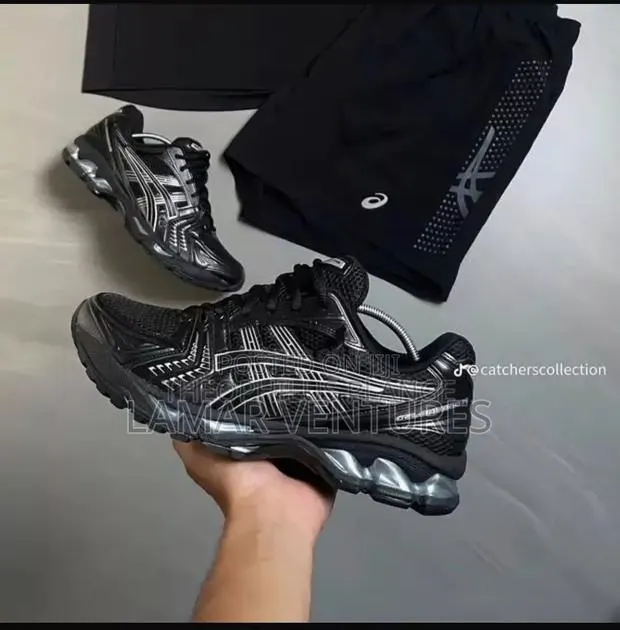 ASICS GEl_KAYANO-14 · Photo 1