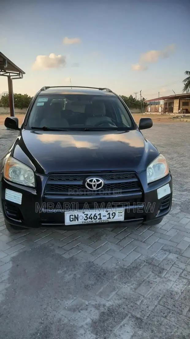 Toyota RAV4 2012 Black · Photo 1