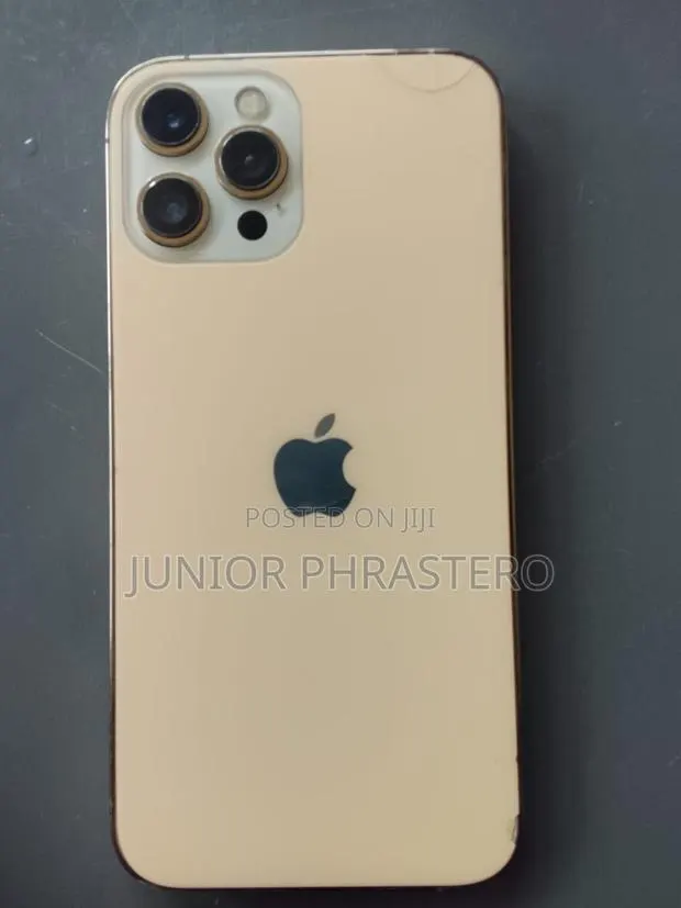 Apple iPhone 12 Pro Max 128 GB Gold · Photo 1