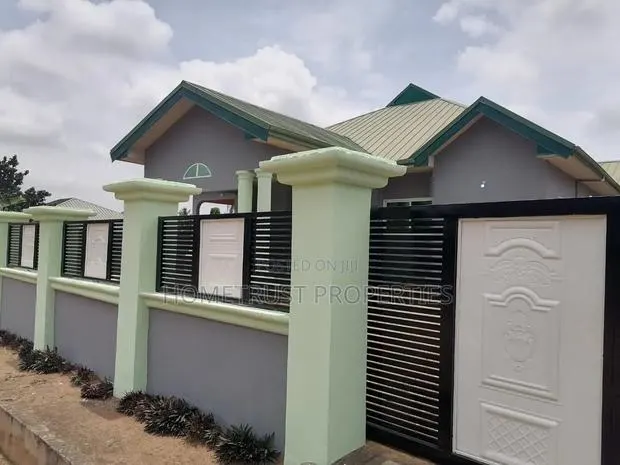4bdrm House in Pokuase Abensu for sale · Photo 1