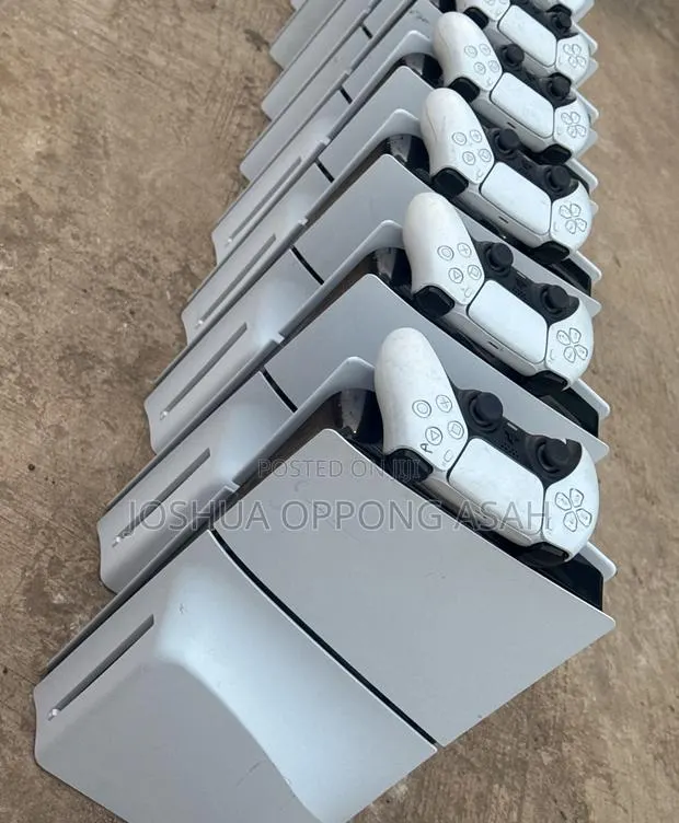 Ps5/Ps4 Consoles and Controllers in Stock · Photo 1