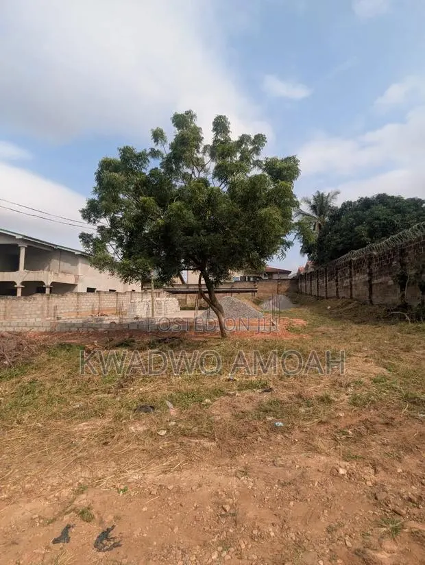 Full Plot for Sale at Ayawaso Top · Photo 1
