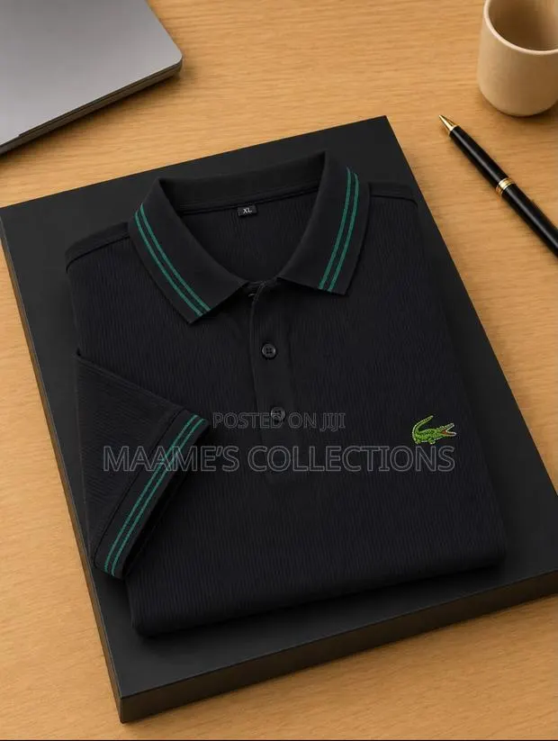 Men's Classic Short Sleeve Lacoste Shirts · Photo 1