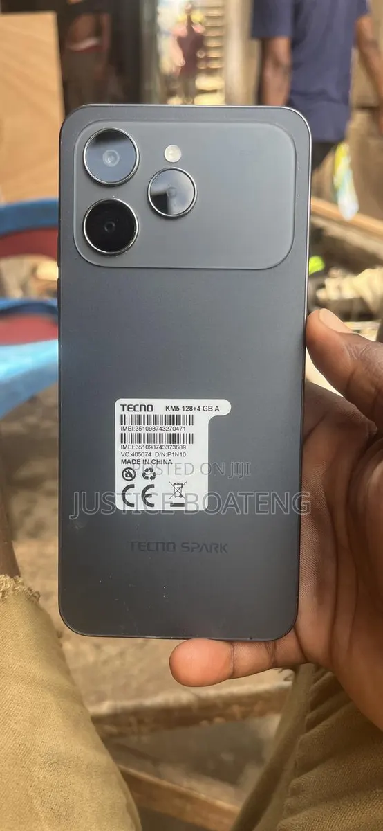 Tecno Spark 40 128 GB Black · Photo 1