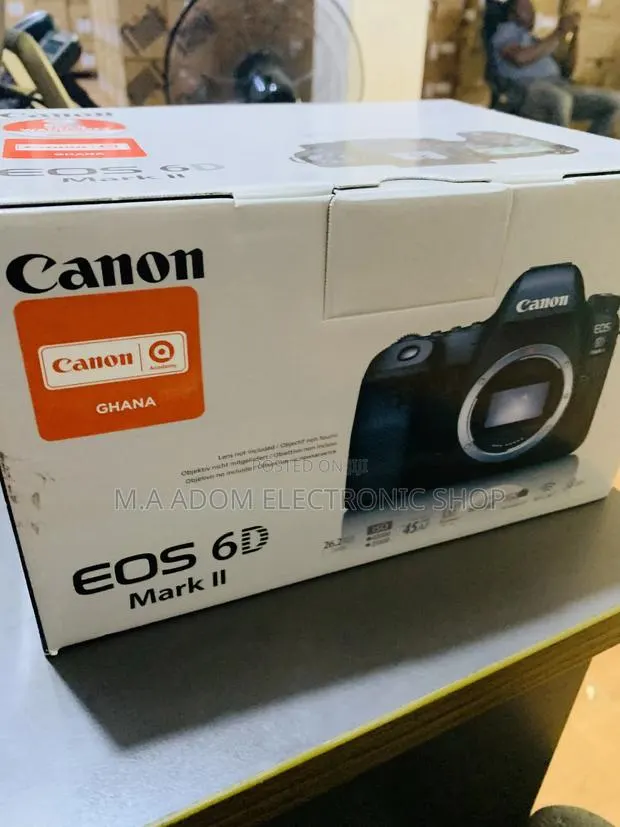 Canon Eos 6D Mark II {{ BODY ONLY}} · Photo 1