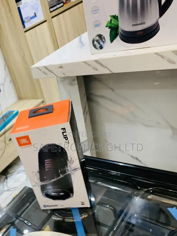 Brand New Sleek JBL Flip 6 Portable Wireless Speaker- Black · Photo 1