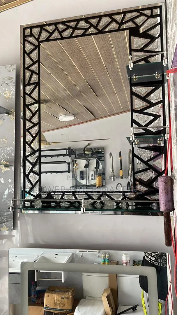 Big Mirror for All Purpose · Photo 1
