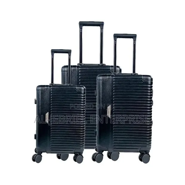Levelo Aluminum Travel Bags · Photo 1