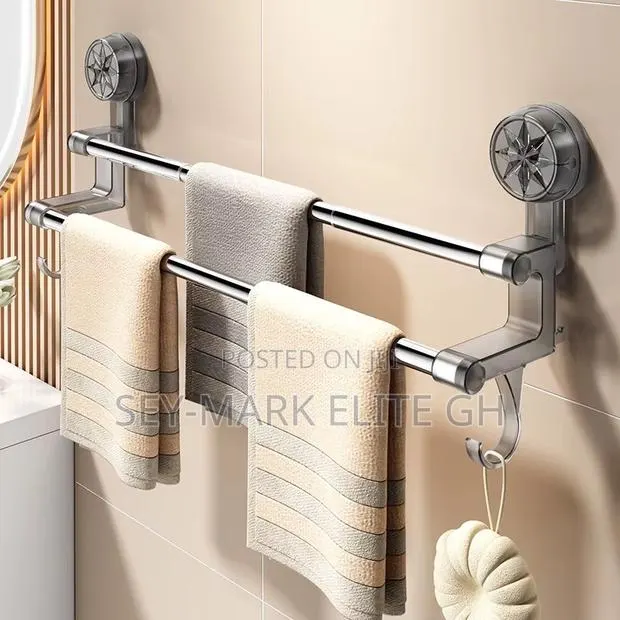 Free Punch Towel Hanger (No Drlling) · Photo 1