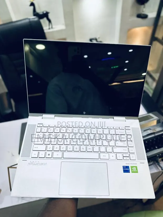 Laptop HP Envy 15 16GB Intel Core i7 SSD 1T · Photo 1