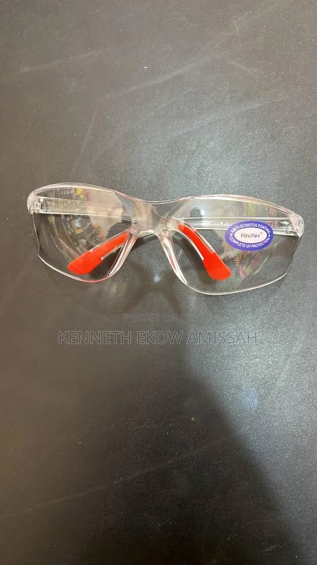 Vaultex Safety Goggles · Photo 1
