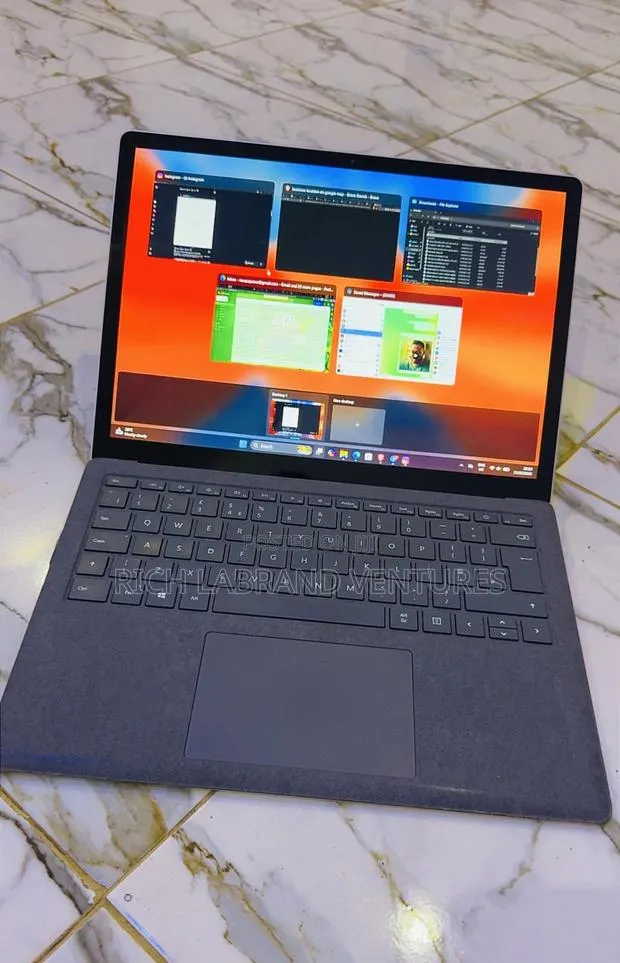 Laptop Microsoft Surface Laptop 4 8GB Intel Core i5 SSD 256GB · Photo 1