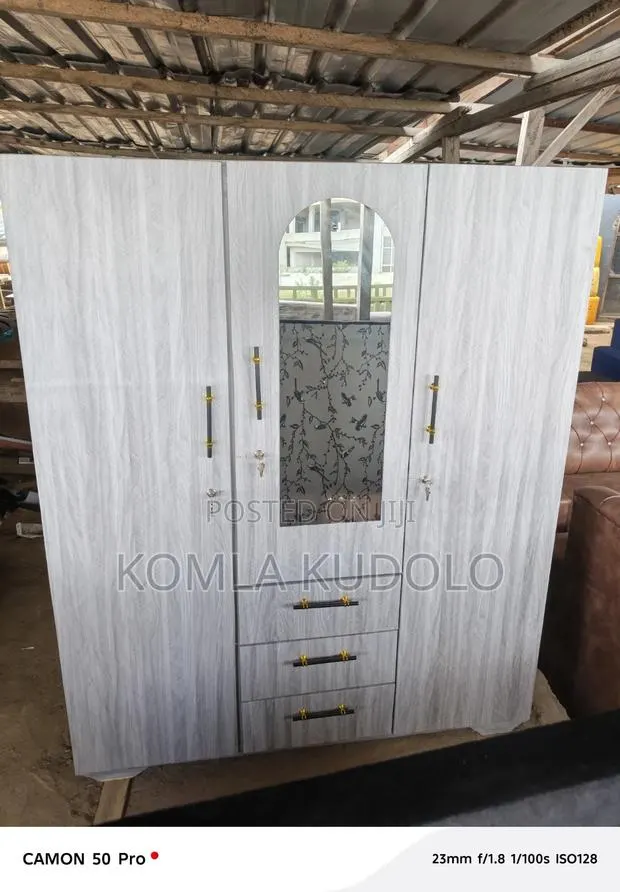 Wardrobe 3in 1 · Photo 1