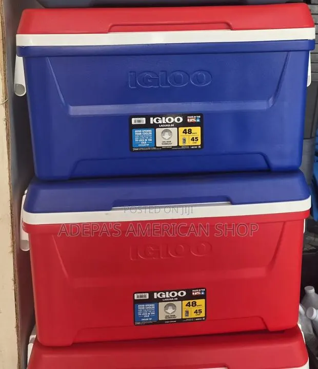IGLOO Ice Chest · Photo 1