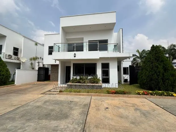 3bdrm Townhouse/Terrace in Ghana Link Area for sale · Photo 1