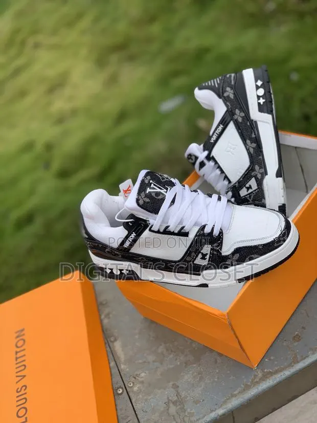 Original Lv Sneakers · Photo 1