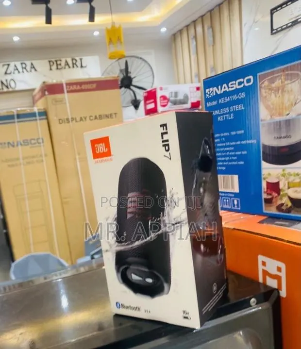 Premium Classic JBL Flip 7 Bluetooth Speaker(Black) · Photo 1