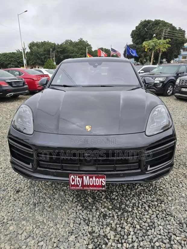 Porsche Cayenne 2020 Black · Photo 1