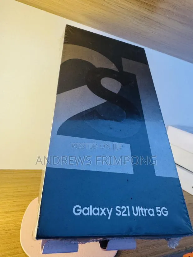 New Samsung Galaxy S21 Ultra 5G 128 GB Silver · Photo 1