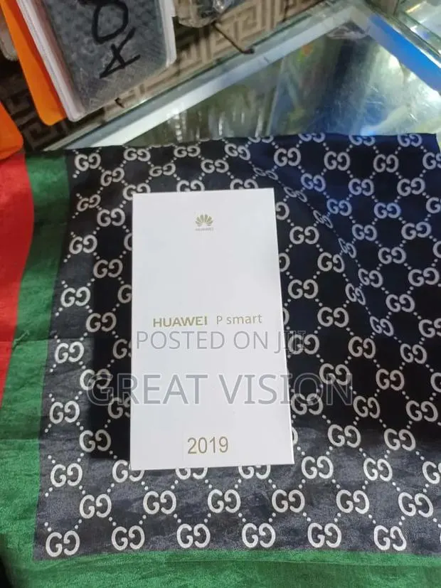 New Huawei P Smart 128 GB Blue · Photo 1