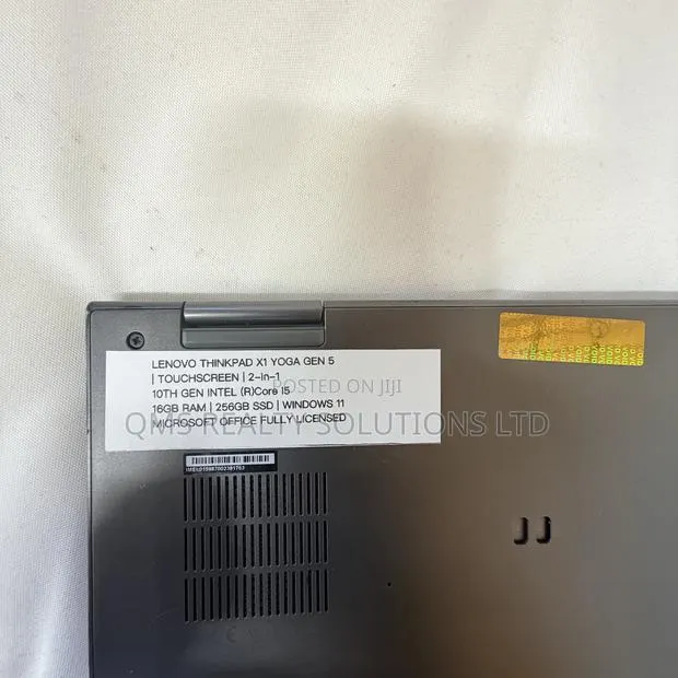 Laptop Lenovo ThinkPad X1 Yoga 16GB Intel Core i5 SSD 256GB · Photo 1