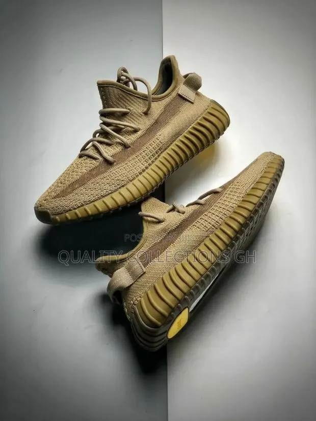 Yeezy Boost 350 Earth · Photo 1