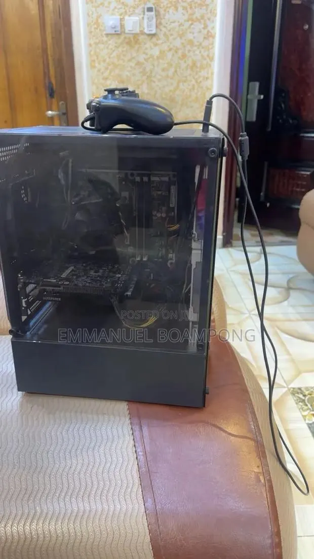 Desktop Computer 16GB Intel Core i5 HDD+SSD 256GB · Photo 1