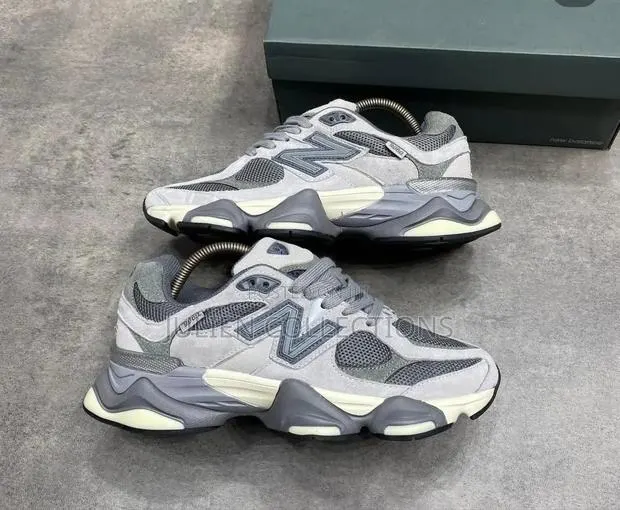 New Balance 9060 Ash Cream · Photo 1