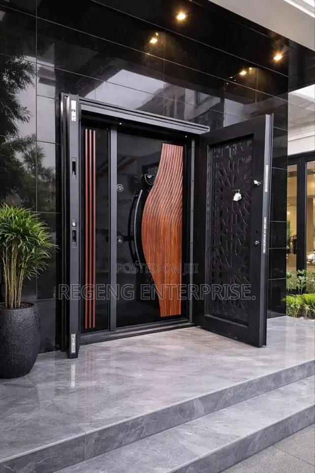 Modern Quality Door in Door Locks. · Photo 1