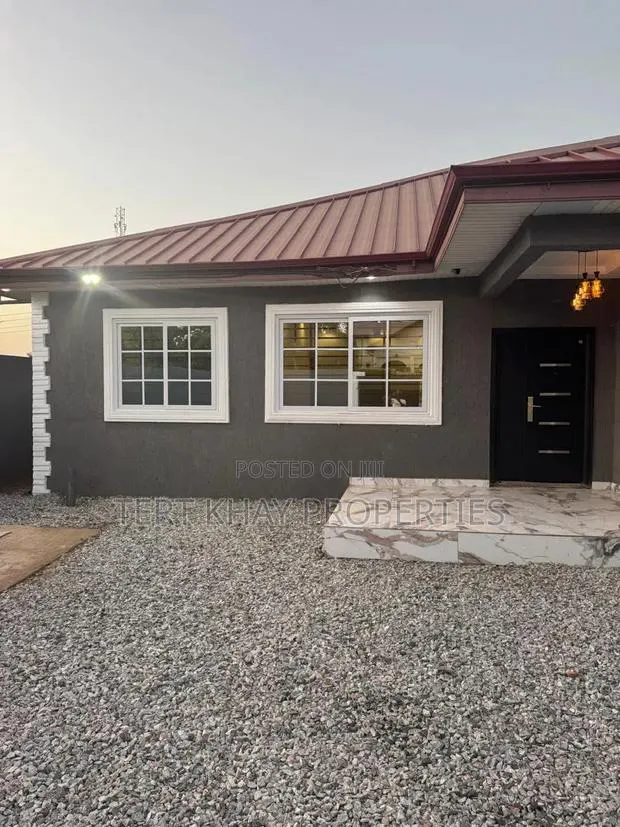 3bdrm House in Com. 20, Baatsona Total for rent · Photo 1