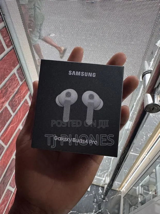 Samsung Galaxy Buds4 Pro · Photo 1