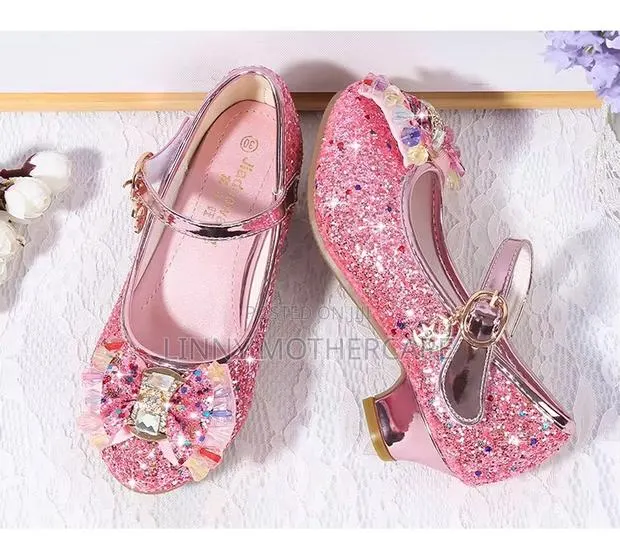 Princess Crystal Shoes for Girls · Photo 1