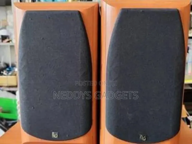 Infinity Alpha 20 Bookself Speakers