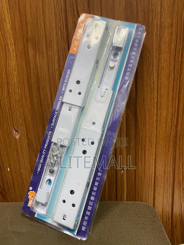 Heavy-duty Folding Shelf Brackets 8" · Photo 1