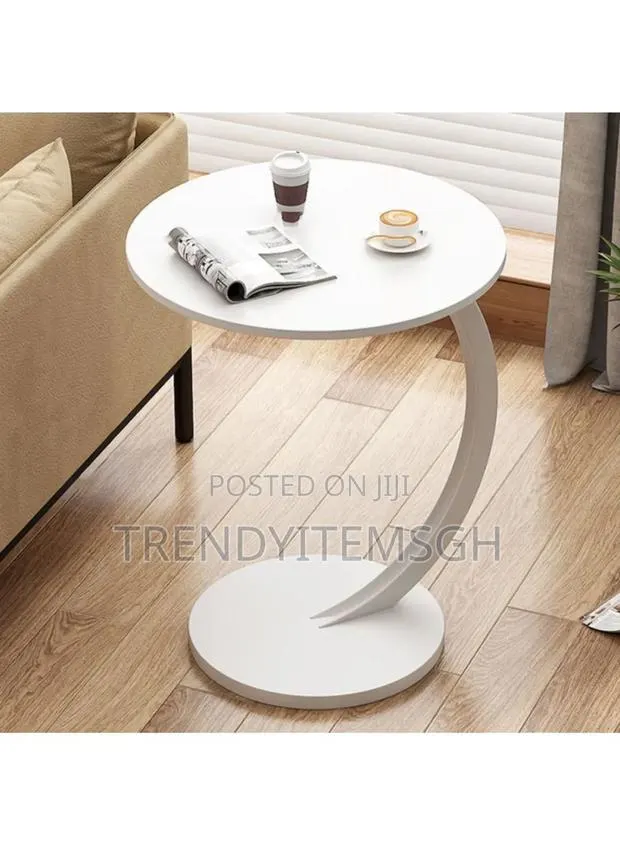 Mini Round Wooden Coffee Side Table · Photo 1