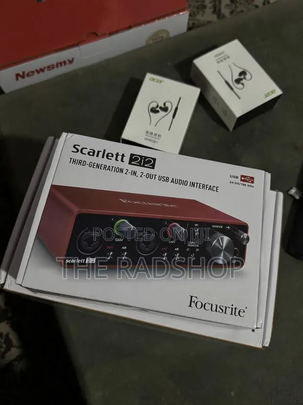 Scarlett 2i2 THIRD-GENERATION USB AUDIO INTERFACE/soundcard · Photo 1