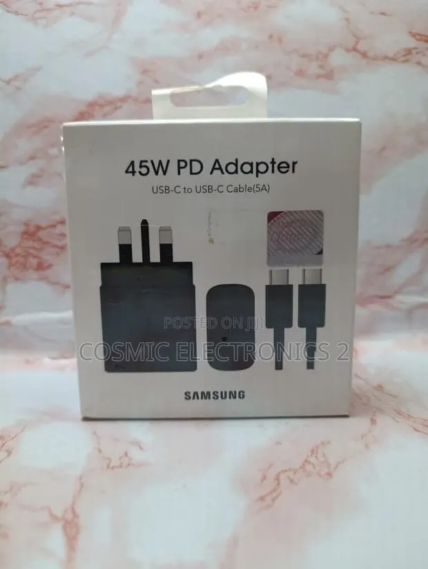 Samsung Powerful 45W Super Fast Charging Adapter · Photo 1