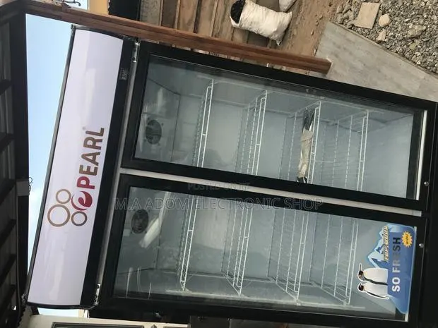 Fresh Pearl PVC 73 568litres Display Fridge · Photo 1