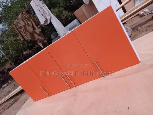 Top Quality Kitchen Cabinet · Photo 1