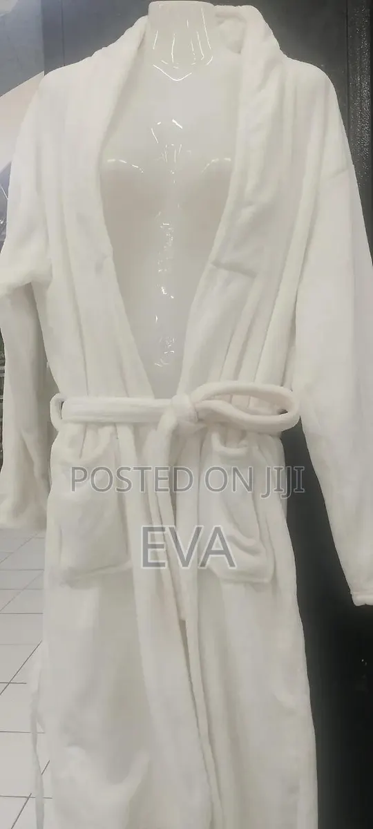 Bathing Robe · Photo 1