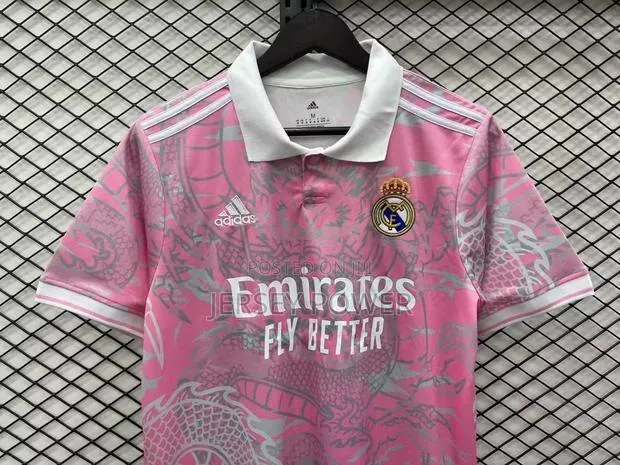 Real Madrid Pink Dragon Concept · Photo 1