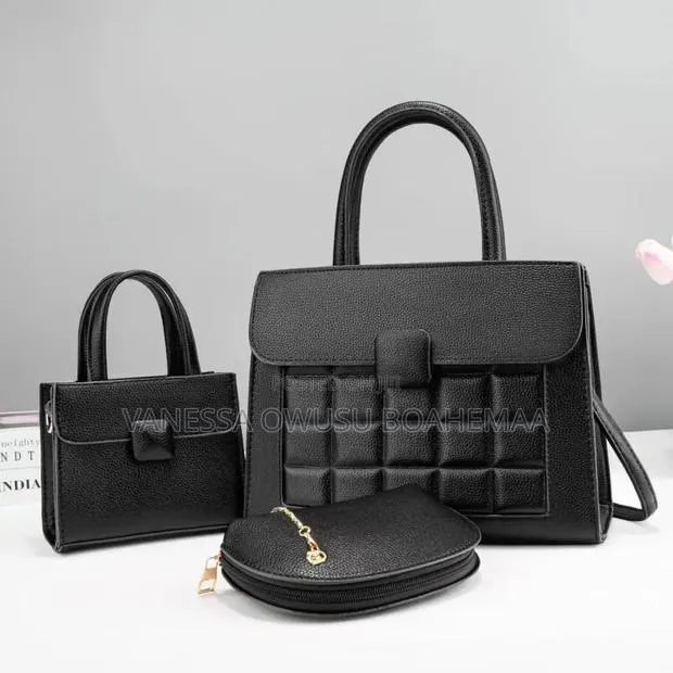 Ladies Bags · Photo 1