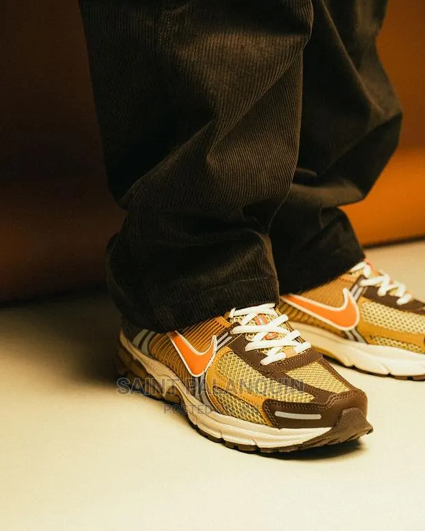 Nike Zoom Vomero5 · Photo 1