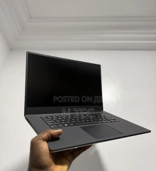 Laptop Dell Precision 5540 16GB Intel Core i7 SSD 512GB · Photo 1