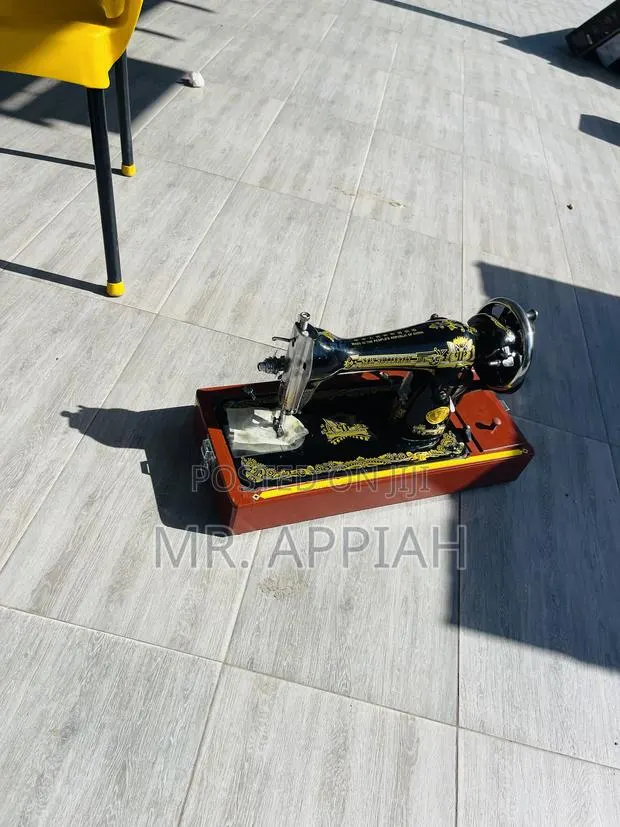 Shop Classic Hand Sowing Machine. · Photo 1