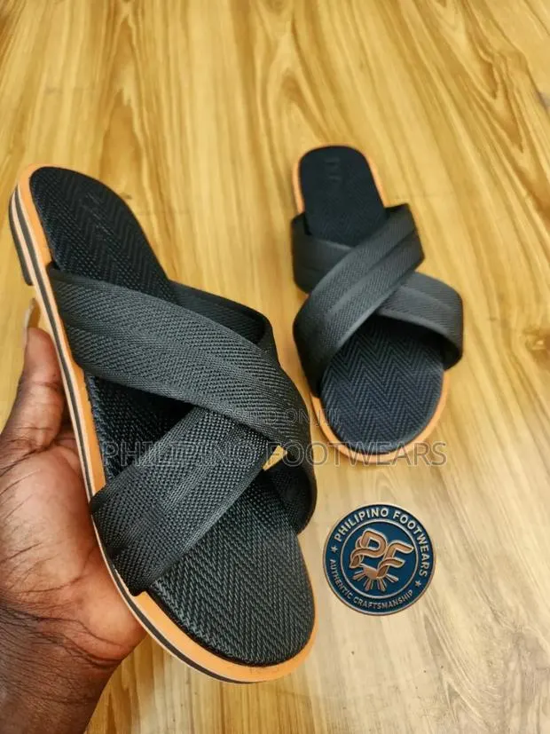Quality Handmade Slippers · Photo 1