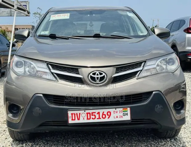 Toyota RAV4 2016 Brown · Photo 1