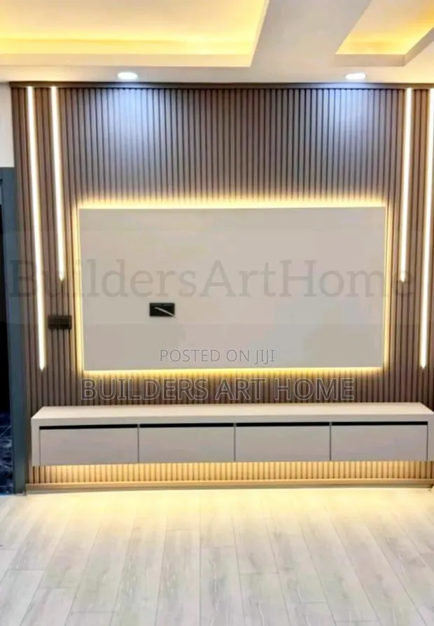 TV Stand/Cabinet · Photo 1