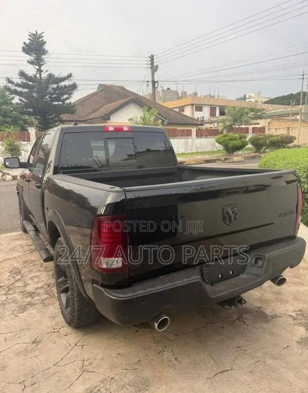 Dodge RAM 1500 Back Bumper 2009 - 2018 · Photo 1